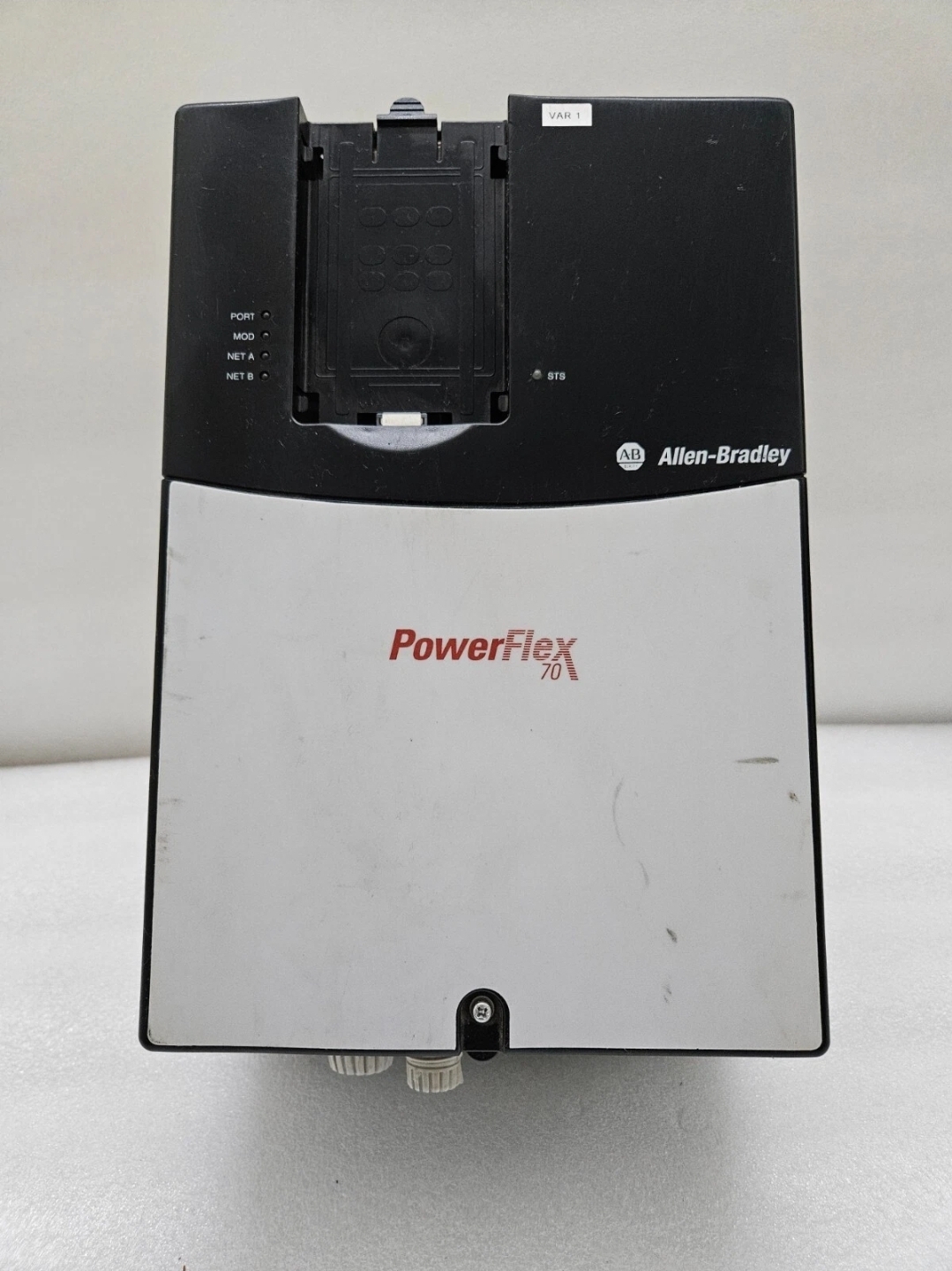ALLEN BRADLEY 20AC043A0AYNANC0 AC DRIVE